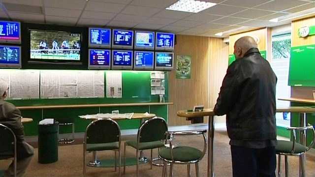 MF: Pikat e basteve sportive do te vendosen 200 metra larg shkollave